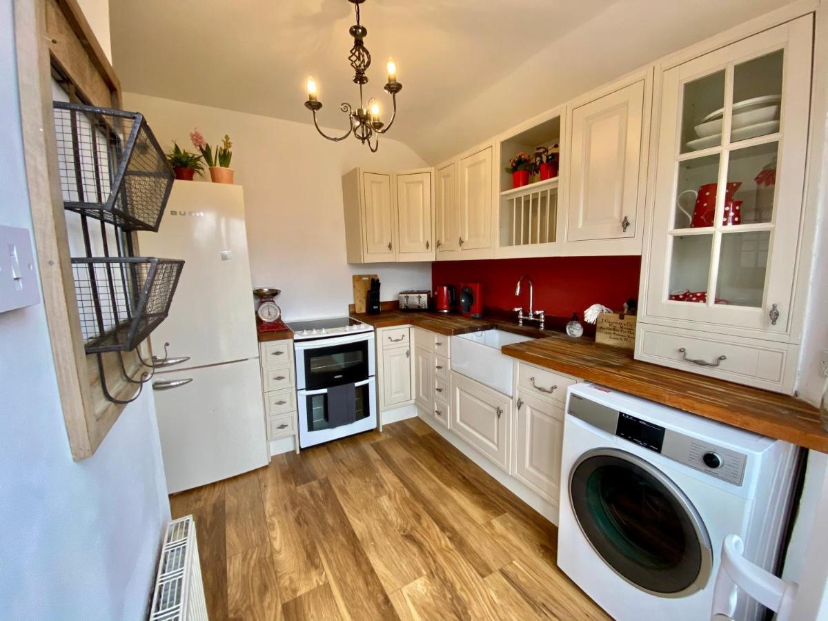 Beautiful Spacious In Town Centre